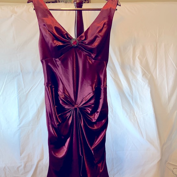 Burgundy Red Satin Dress/Gown - Picture 4 of 5